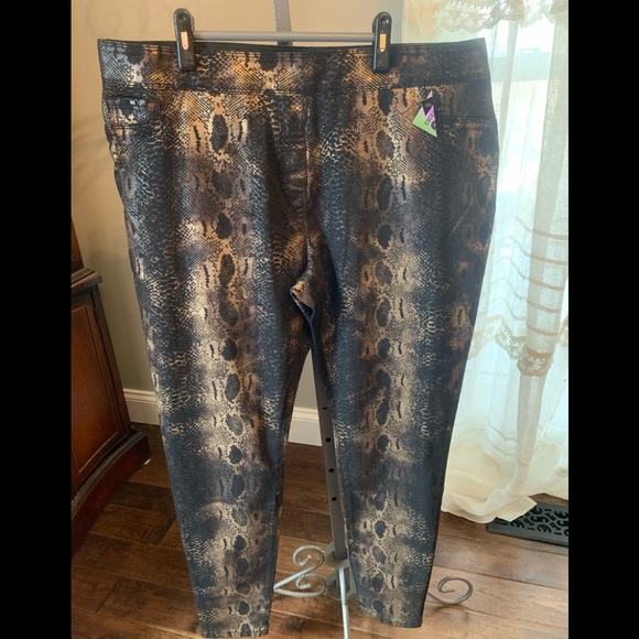 NWT OMG Jeans Coco + Carmen Black/Gold Snake XXL 20-22 - Picture 4 of 6